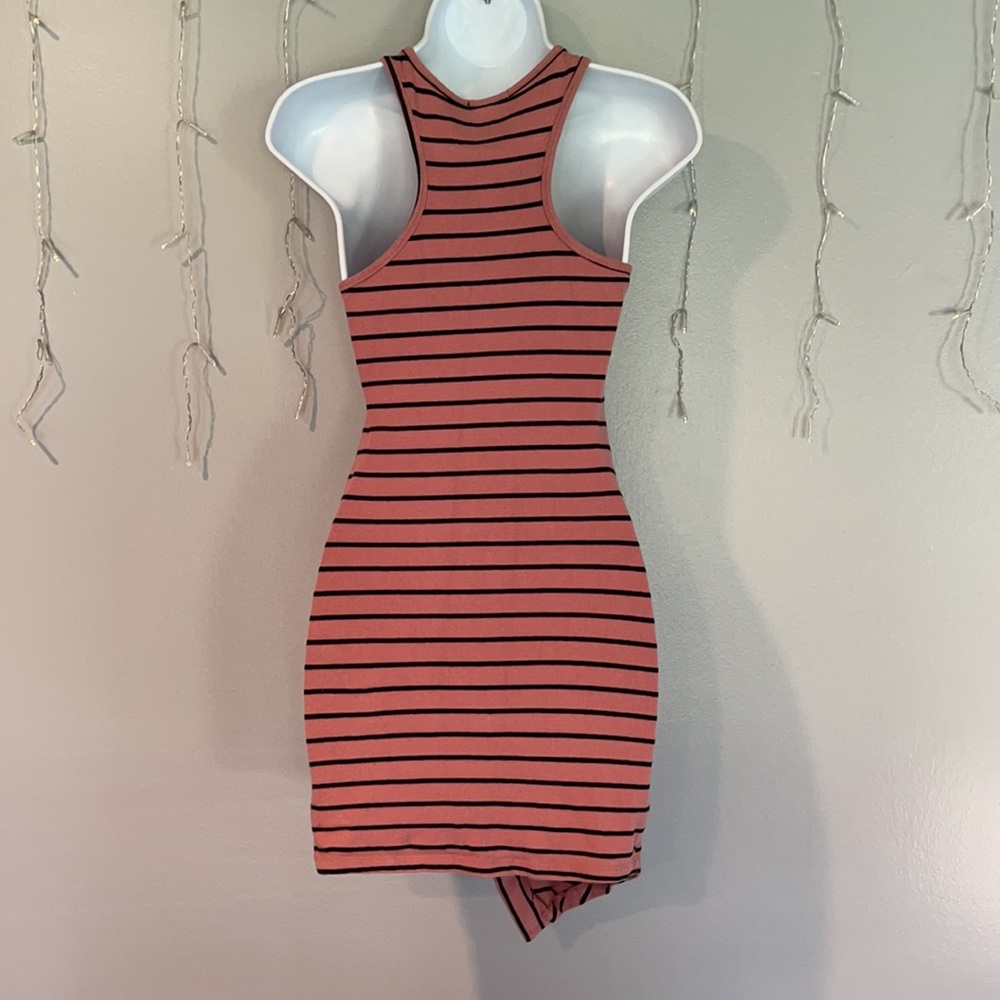 Dress - Picture 4 of 4